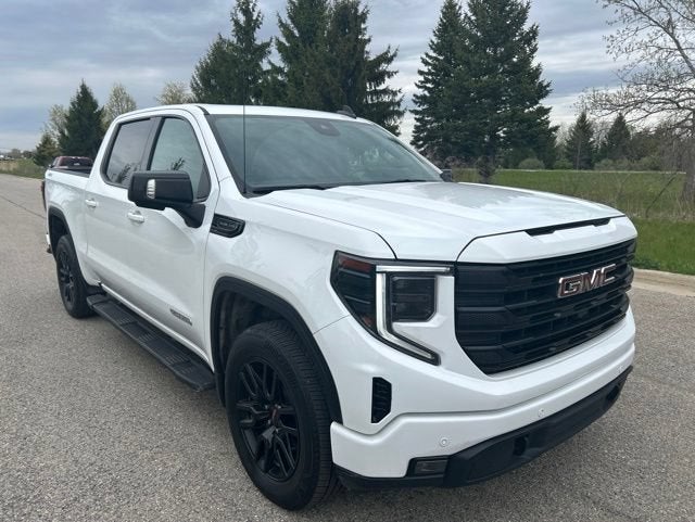 gmc sierra 1500 2024 3GTUUCED5RG332527 image